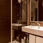 Otel Ac By Marriott Paris Le Bourget Airport