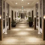 Ac By Marriott Paris Le Bourget Airport Otel 4*