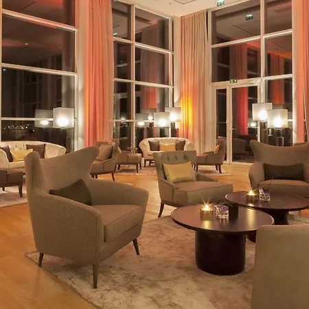 Hotel Ac By Marriott Paris Le Bourget Airport 4*