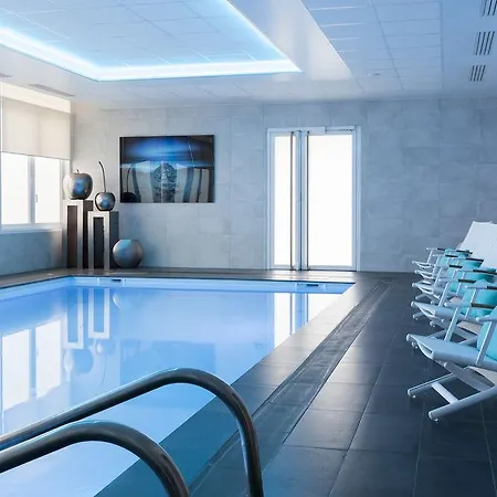 Hotel Ac By Marriott Paris Le Bourget Airport 4*