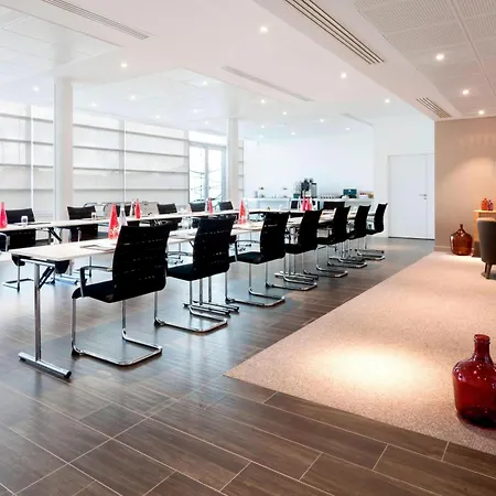 Hotel Ac By Marriott Paris Le Bourget Airport 4*
