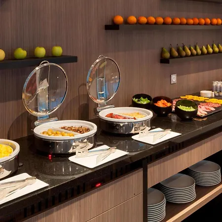 Hotel Ac By Marriott Paris Le Bourget Airport 4*