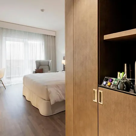 Ac By Marriott Paris Le Bourget Airport Dugny