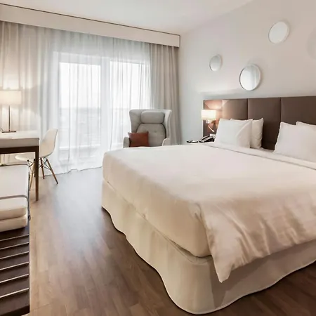Hotel Ac By Marriott Paris Le Bourget Airport 4*