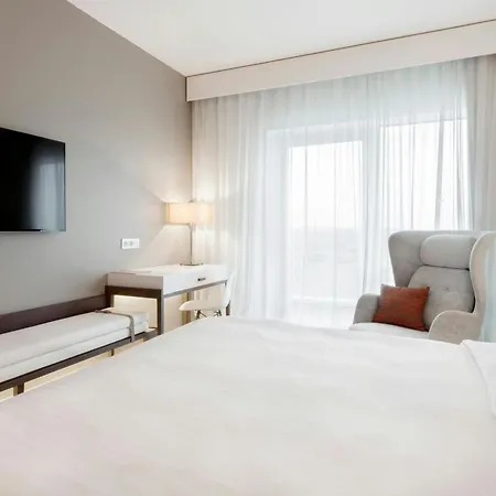 Hotel Ac By Marriott Paris Le Bourget Airport